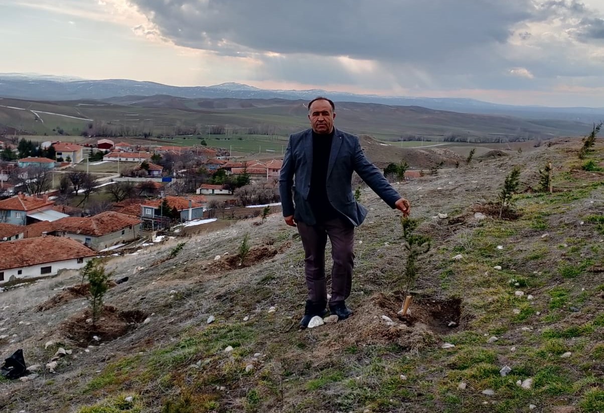 Şehit Sami Yalçın’ın ismi çamlığa verildi 1996 yılında Hakkari Çukurca’da şehit olan Sami Yalçın için Çorum'un