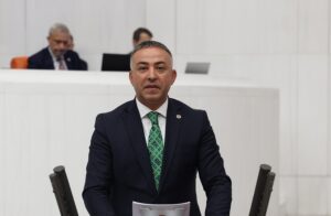 CHP’li Tahtasız İl Özel İdaresi’ne yapılacak alımlarla ilgili Meclis’ten uyardı:

