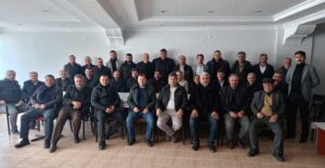 Alaca’da bulunan köy muhtarları Alaca Ziraat Odası’nı ziyaret ederek Oda