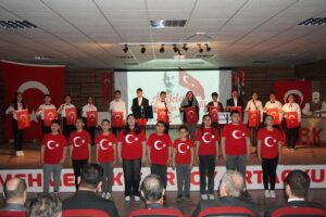 Çorum’un Osmancık ilçesinde 12 Mart İstiklal Marşı’nın kabulü dolayısıyla İstiklal