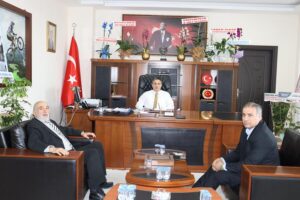 Kara ve Yalkan, Mustafa Demirkıran'ı tebrik ederek yeni görevinde başarılar