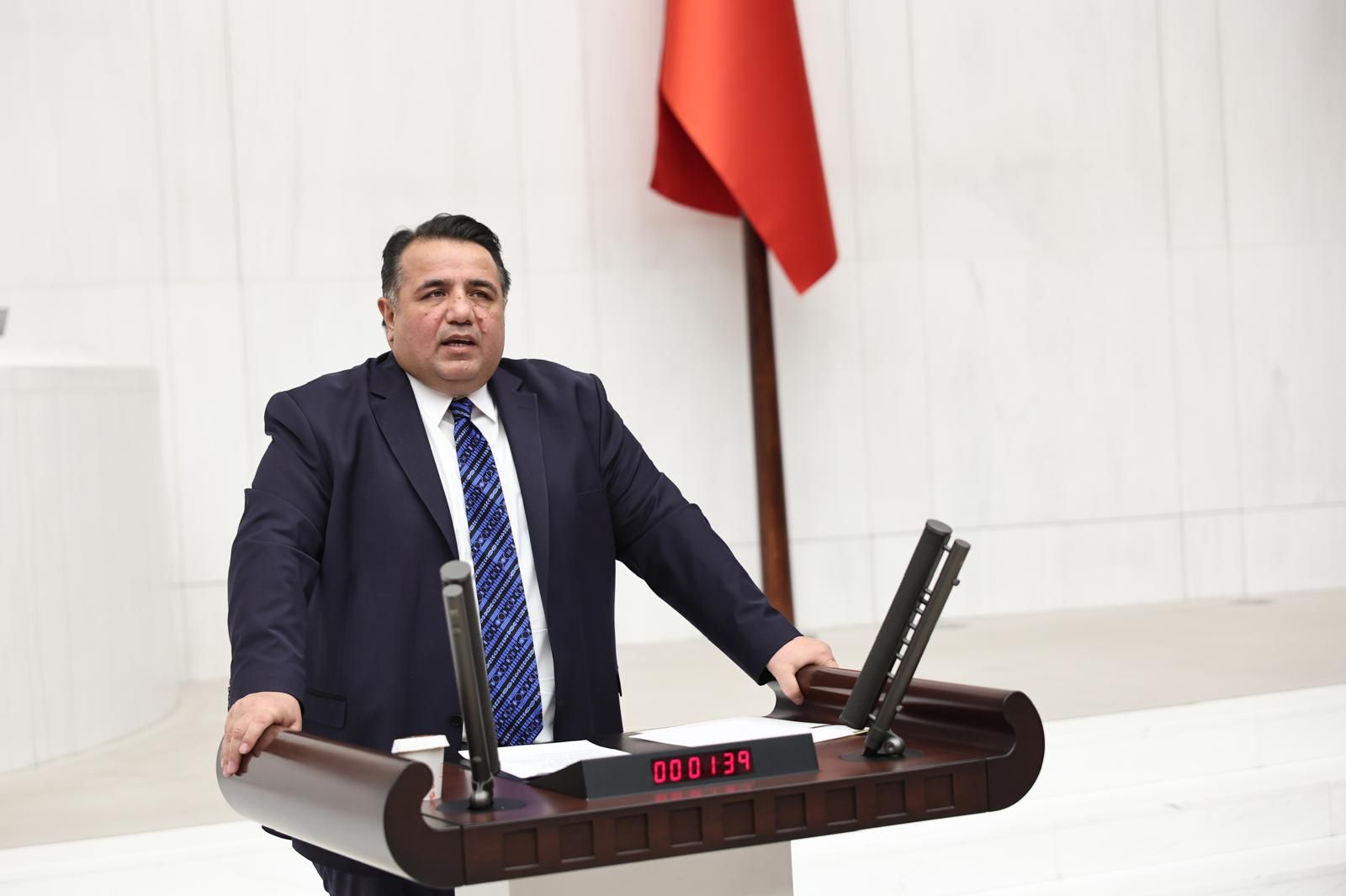 Oğuzhan Kaya: Kadir Gecesi kalplerimizin kötülükten arınması için essiz bir imkândır Oğuzhan Kaya: Kadir Gecesi kalplerimizin kötülükten arınması için essiz bir