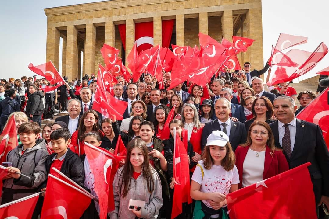 “Çocuklarımıza bırakacağımız en değerli miras, özgür ve adil bir Türkiye’dir”