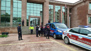 Osmancık İlçe Jandarma Komutanlığı ekipleri zehir tacirlerine darbe vurmaya devam