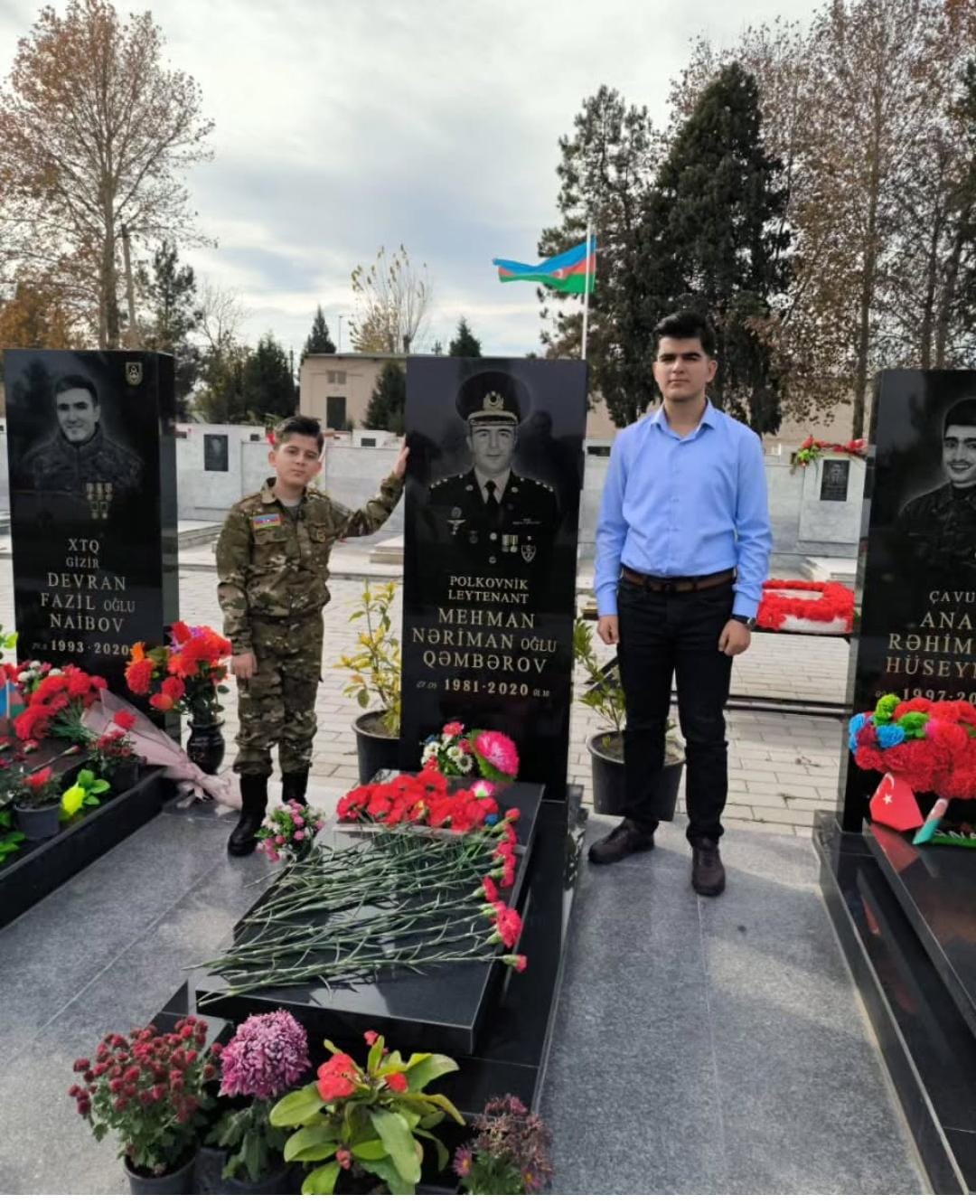 Bundan önce de onlar hakkında yazmıştım. Her biri başka sever,