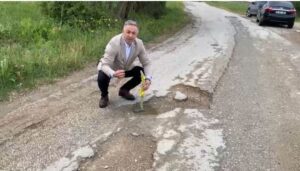 Köy yolları yapım programı açıklansın