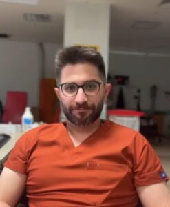 Tedavi gördüğü hastanede hayatını kaybeden genç doktorun ani vefatı başta