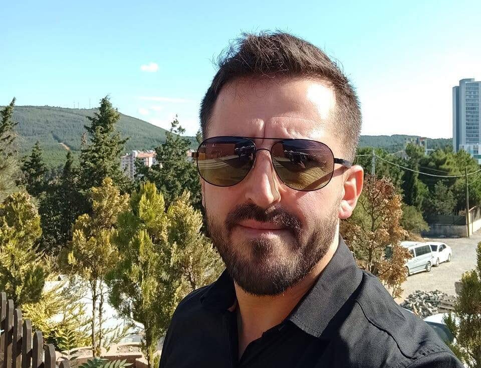 İstanbul'da denizde boğulma tehlikesi geçiren çocuğunu kurtarmak isteyen Osmancıklı genç