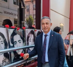 Cumhuriyet Halk Partisi (CHP) Çorum Milletvekili ve KİT Komisyonu üyesi