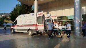 Çorum'un Osmancık ilçesinde evinin önünde tüfekli saldırıya uğrayan bir kişi