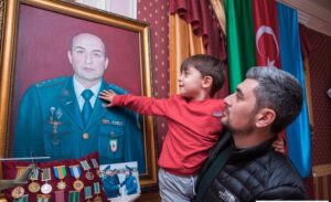 “Sonsuzluğa kanat açanlar”serisinde: Gökyüzünde kalan iz Azerbaycan’ın sınırları ve gökyüzü