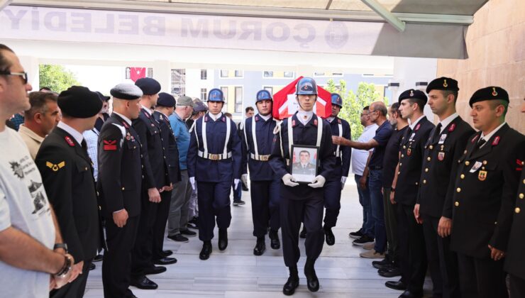 Emekli Albay son yolculuğuna uğurlandı