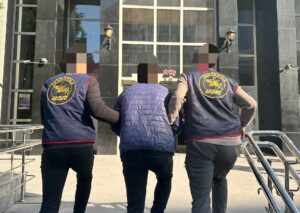 Bu operasyonlar sonucunda, haklarında farklı suçlardan UYAP arama kaydı bulunan