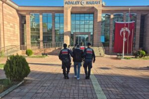 Nakliye aracında yüklü miktarda uyuşturucu ele geçirildi