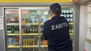 Okul Çevresindeki Bakkal ve Büfelere Sıkı Denetim