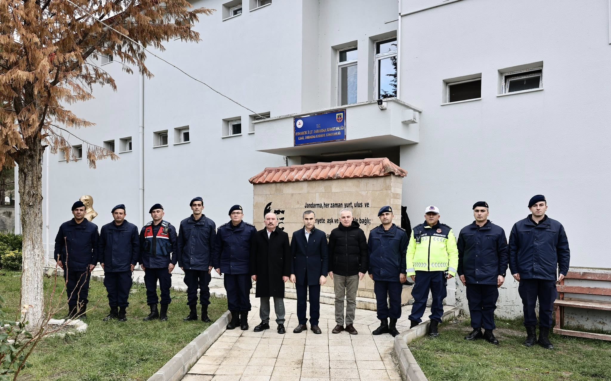 Çorum Valisi Ali Çalgan'dan Kamil Jandarma Karakol Komutanlığına Ziyaret