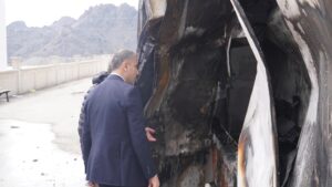Kaymakam Duman, yanan fabrika sahibini ziyaret etti 
