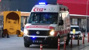 Çorum'da  iki genç arasında çıkan tartışma kanlı bitti.
