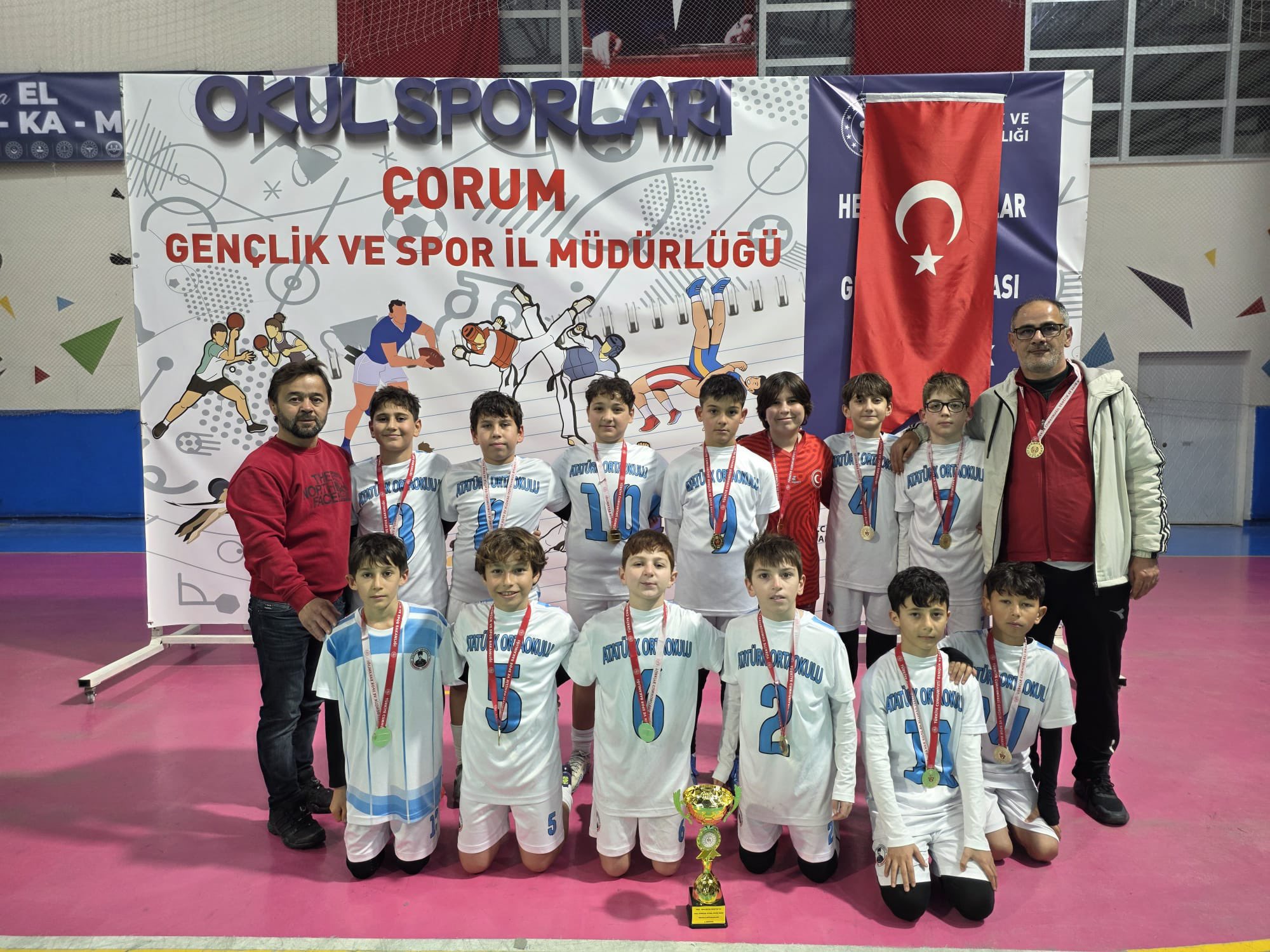 Atatürk Ortaokulu İl Birincisi Oldu Atatürk Ortaokulu İl Birincisi Oldu