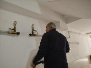 Gaz borusuna su, su borusuna gaz Apartman sakinleri mağdur oldu