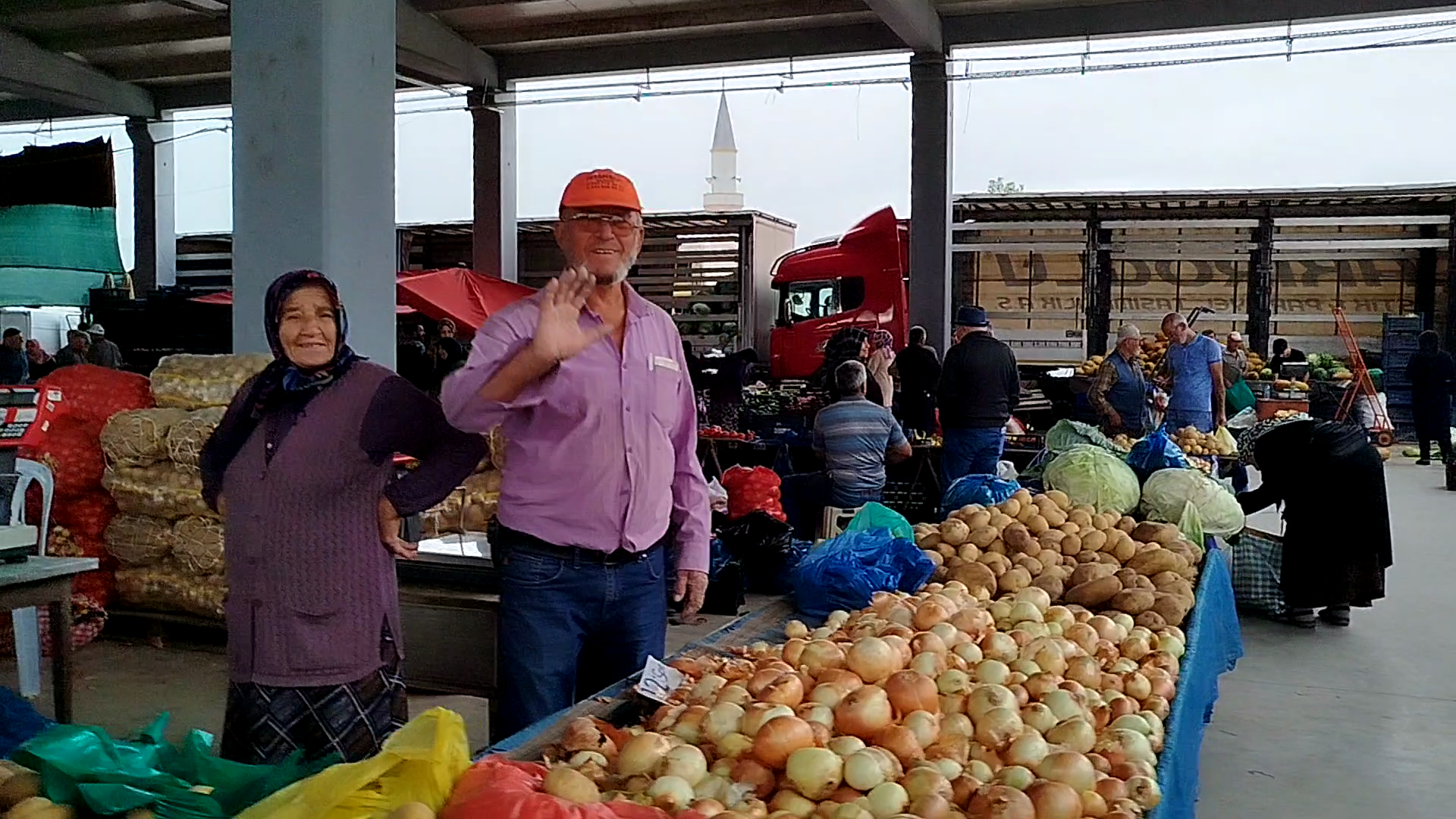 Osmancık Kapalı Pazar yeri tezgah ücretleri güncellendi