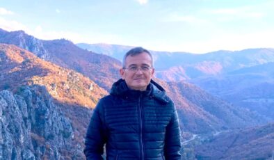 Muammer Ayan Vefat Etti