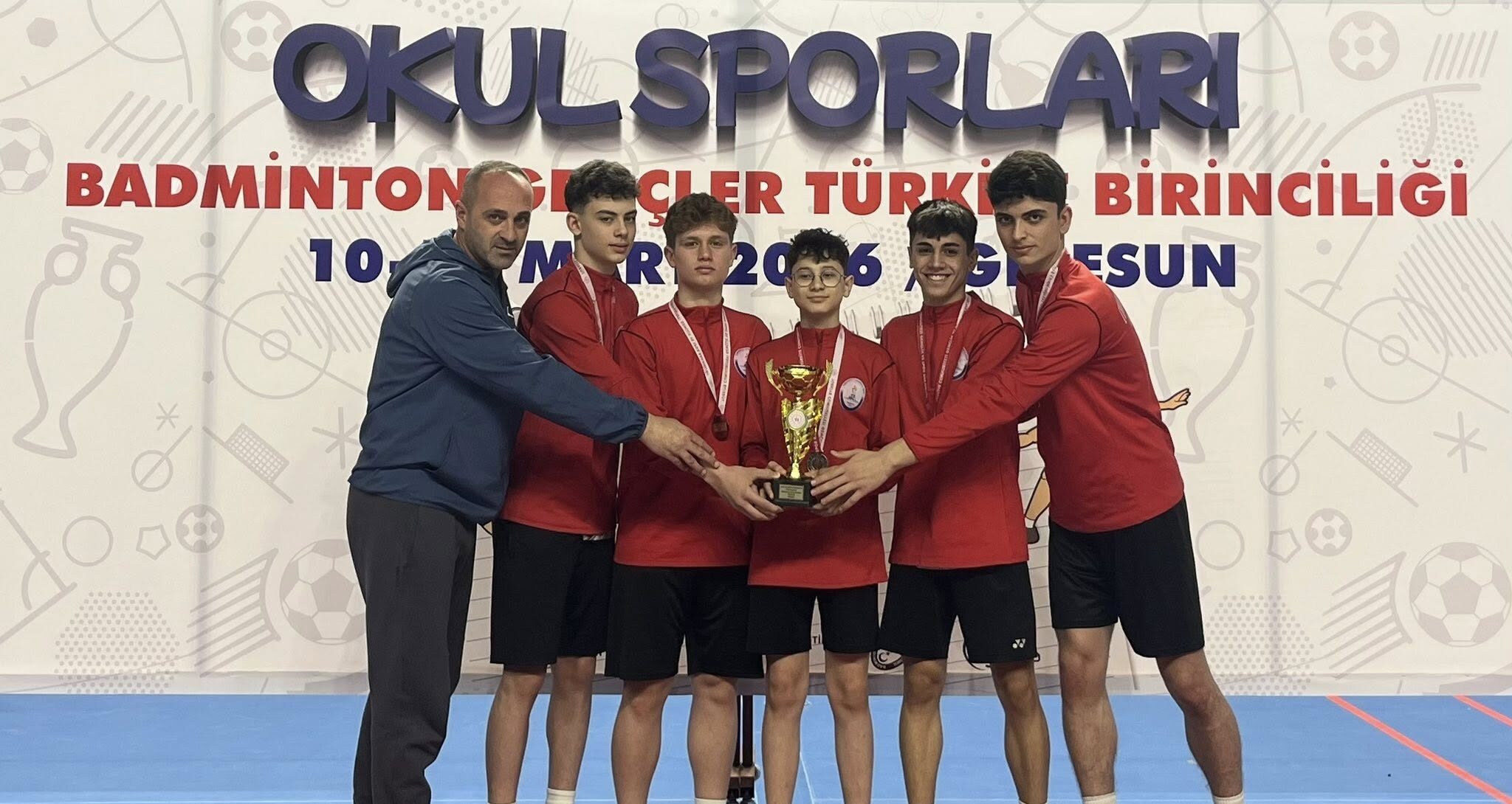 Osmancık Cumhuriyet Anadolu Lisesi Türkiye İkincisi 10–13 Mart 2026 tarihleri arasında Giresun’da düzenlenen Okul Sporları Genç