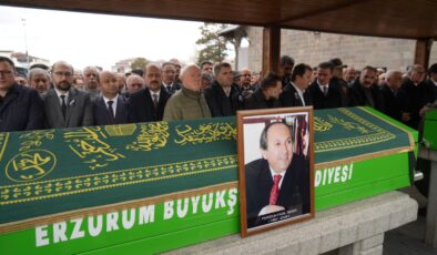 Gazeteci Feridun Fazıl Özsoy son yolculuğuna uğurlandı