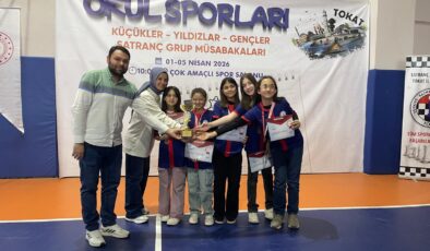 Şehit Öğretmen Şenay Aybüke Yalçın Ortaokulu Satrançta Bölge 3.’sü Oldu