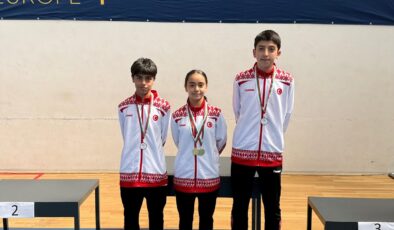 U15 Millilerimiz Bulgaristan’da kürsüyü boş bırakmadı