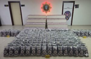 Çorum’un Osmancık ilçesinde polis ekiplerince düzenlenen operasyonda, şüphe üzerine durdurulan