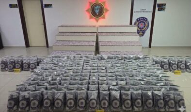 Zehir Sevkiyatına Darbe: Osmancık’ta TIR’dan 249 Bin 424 Adet Sentetik Ecza Çıktı