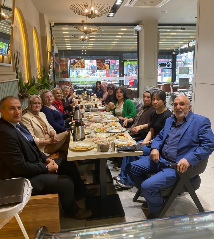 Çorum Yardımlaşma Dayanışma Derneği’nden Anneler Günü Programı