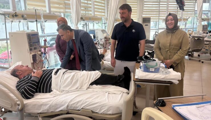 Kaymakam Duman’dan Diyaliz Hastalarına Moral Ziyareti