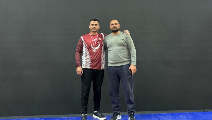 Osmancıklı Sporcu Emirhan Damatoğlu MAS Güreş’inde Türkiye Üçüncüsü Oldu
