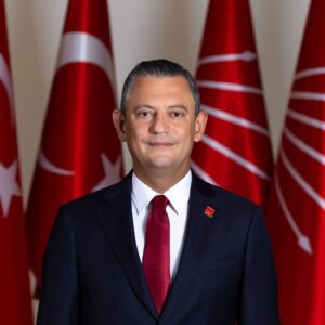 Özgür Özel’den Mutlak Butlan Kararı Sonrası İlk Mesaj: “Size Onur,