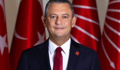 Özgür Özel’den Mutlak Butlan Kararı Sonrası İlk Mesaj: “Size Onur, Haysiyet, Cesaret ve Mücadele Vadediyorum”