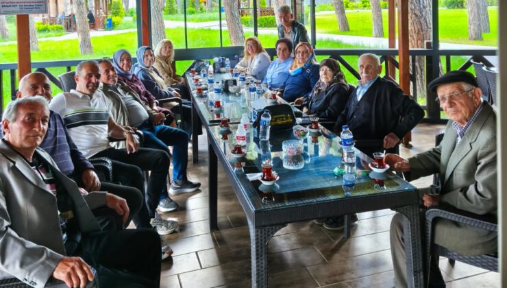 51 Yıl Sonra Aynı Sıranın Arkadaşları Gemici Tabiat Parkı’nda Buluştu