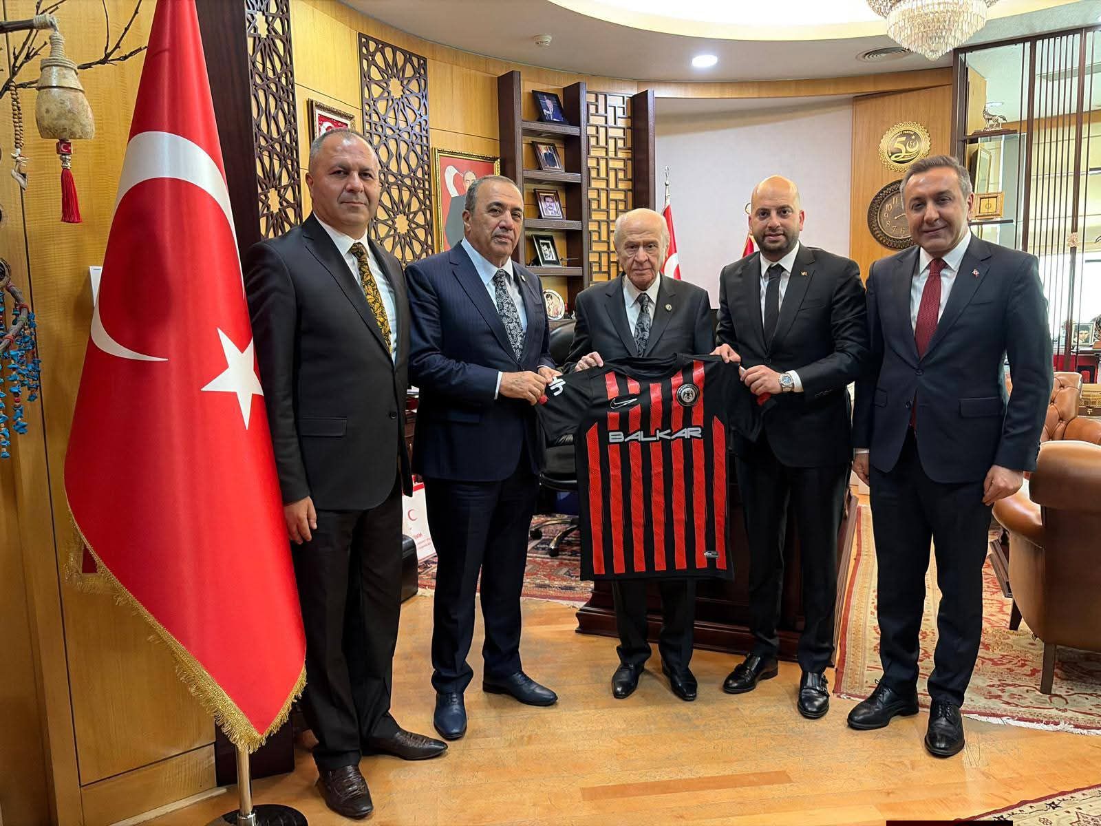 ARCA Çorum FK Heyetinden Devlet Bahçeli’ye Ziyaret
