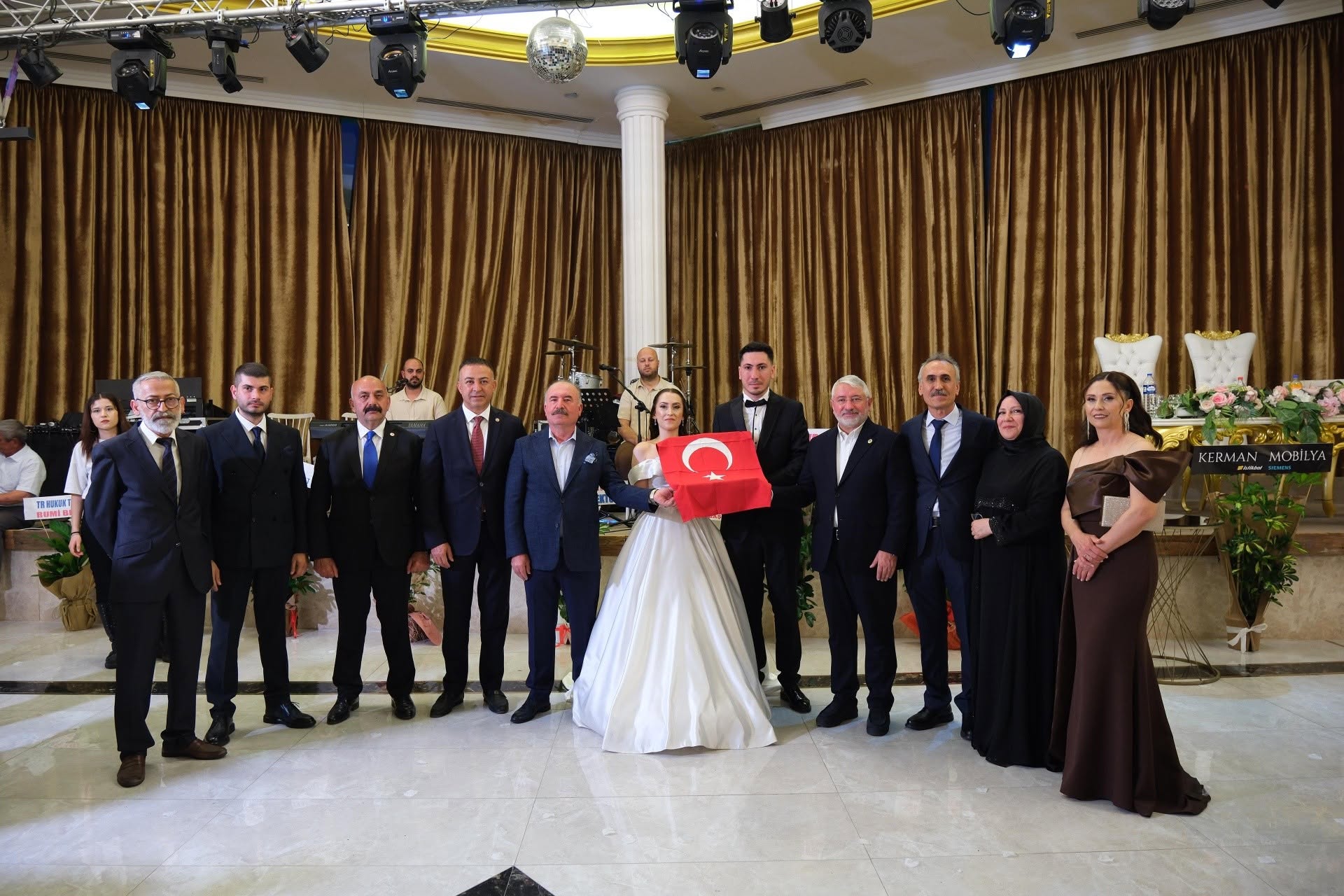 Kardelen Buse Alkan ile Furkan Utku Kabakdere Dünyaevine Girdi