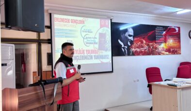 Muhtarlara sosyal hizmetler ve destek modelleri anlatıldı
