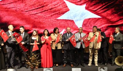 Öğretmen Akademileri Kapanışında Sanat Dolu Gece