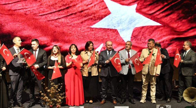 Öğretmen Akademileri Kapanışında Sanat Dolu Gece