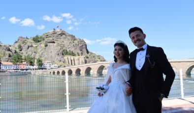 Osmancık’ın tarihi ve doğal güzellikleri gelin-damatların gözdesi oldu
