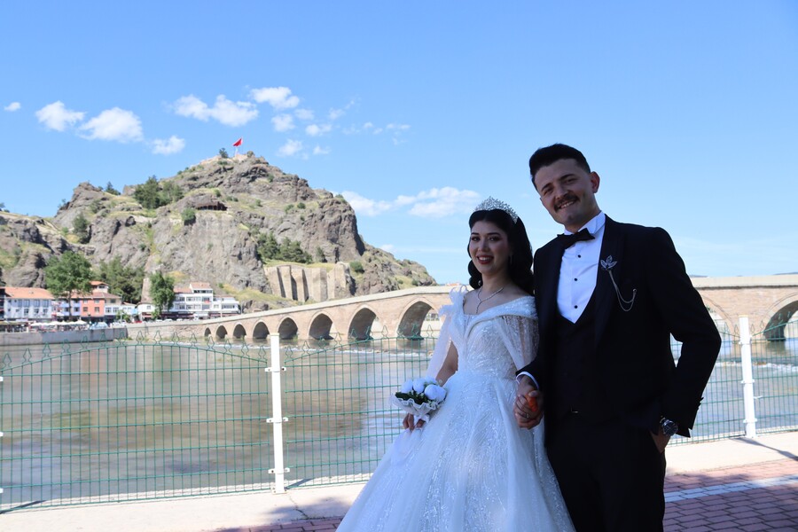 Osmancık’ın tarihi ve doğal güzellikleri gelin-damatların gözdesi oldu