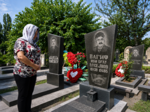 Bazı insanların ömrü takvimle ölçülmez. Onların hayat yolu, yaşadıkları yılların