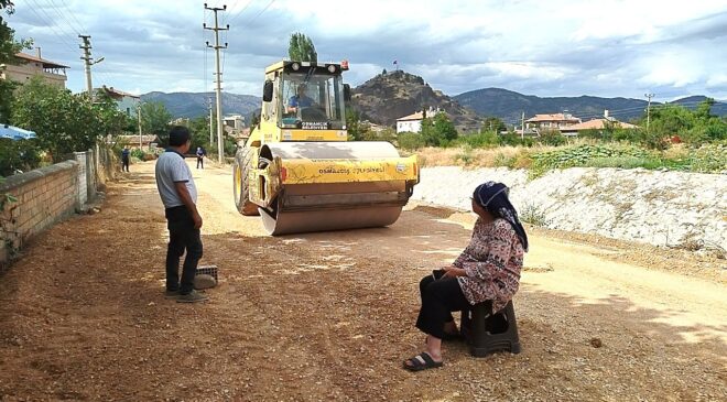 “İmarlı Yol Daraltıldı” “İmarsız Yol Gözetildi” İddiası:  Osmancık’ta İş Makinesinin Önünde Oturma Eylemi