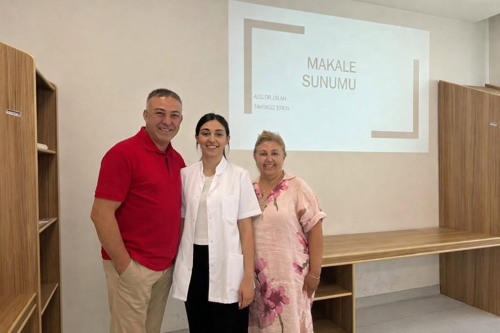 Milletvekili Tahtasız’ın Kızı Acil Tıp Uzmanı Oldu