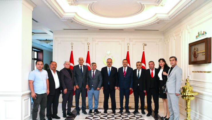 Ankara Valisi Yakup Canbolat’a Çorumlu Hemşehrilerinden Nezaket Ziyareti