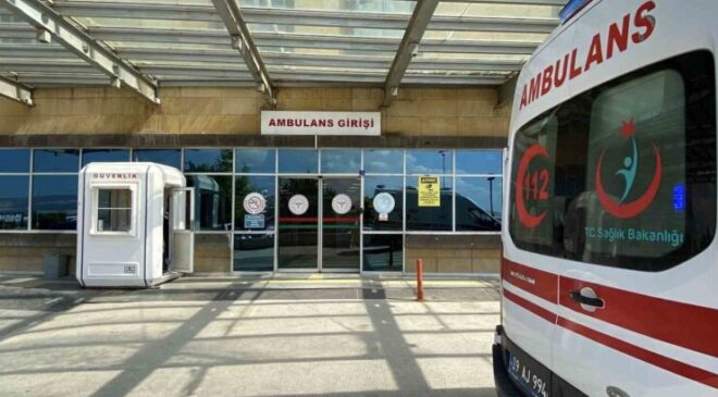 Çorum’da kahvehanede bıçaklı kavga: 1 kişi hayatını kaybetti